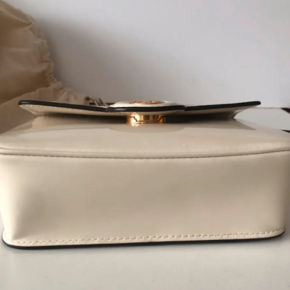 Tory Burch Women's Small Robinson Spazzolato Top Handle Bag - Picture 9 of 14